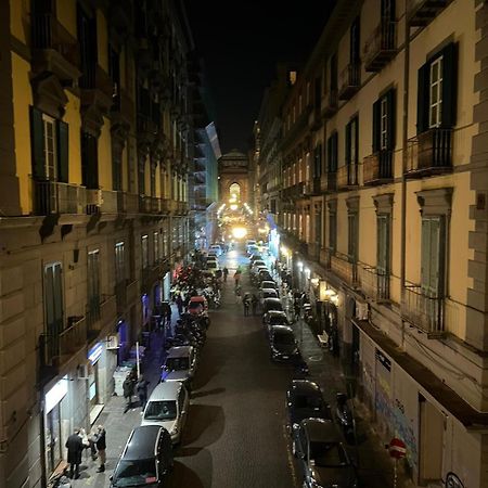 La Dimora Dei Borbone Appartement Napels Buitenkant foto